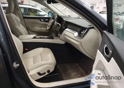 2020 Volvo Xc60 T5 Momentum from USA, damaged, VIN YV4102RK7L1522009